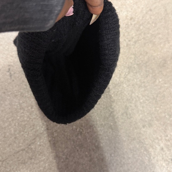 Black Beanie with Flawless Embroidery - Picture 5 of 6